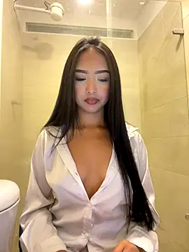 Snapshot of SOPHIACANDY19_ chatting on 09/23/25, 11:41 SOPHIACANDY19  online show from 09/23/25, 11:41