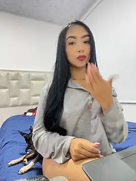 Snapshot of SOPHIACANDY19_ chatting on 10/10/25, 11:15 SOPHIACANDY19  online show from 10/10/25, 11:15