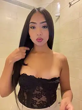 SOPHIACANDY19  online show from 02/05/26, 12:04