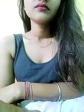 MISSQUEEN48 online show from 02/28/25, 05:59