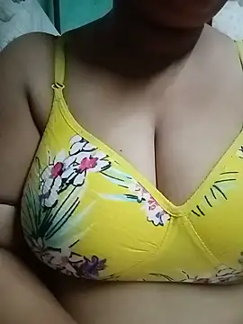 Snapshot of sajida34 chatting on 05/14/26, 12:06 sajida34 online show from 05/14/26, 12:06