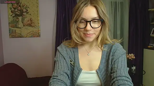 TaylorBre online show from 12/11/24, 05:53