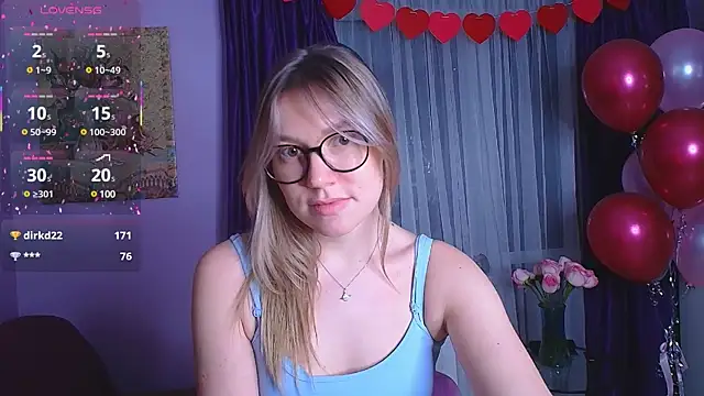 TaylorBre online show from 03/12/25, 06:22