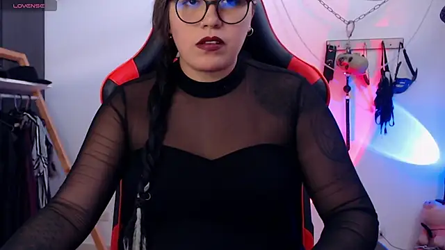 LilithSharon online show from 12/02/25, 03:51