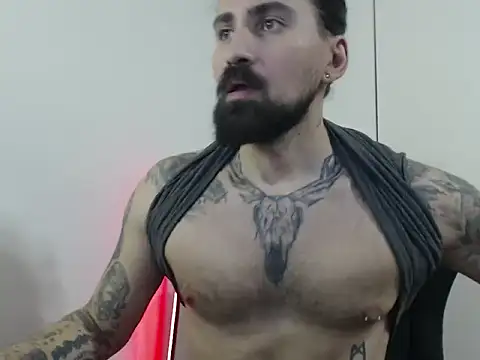 Snapshot of MateoHunk chatting on 01/10/26, 05:37 MateoHunk online show from 01/10/26, 05:37