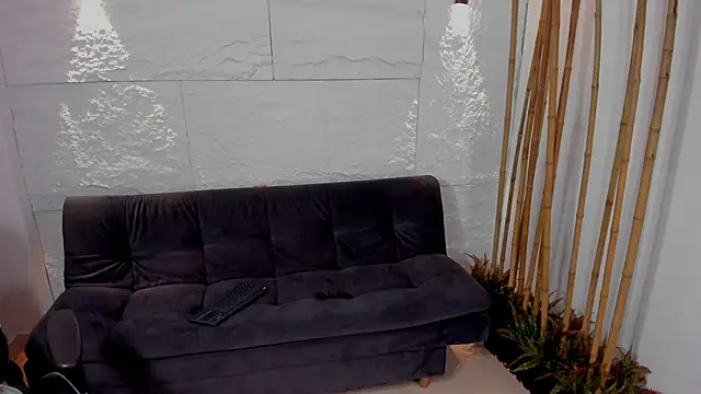  dreammr1  online show from 02/13/25, 06:05