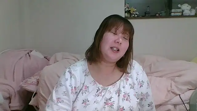 SAKU-RA-chan online show from 02/23/25, 03:18