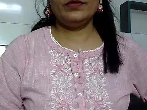 l l ish online show from 02/13/25, 11:39