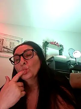 Genoveva73sexy online show from 10/26/25, 10:15