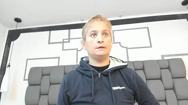 Jade squirtt online show from 10/13/25, 01:11