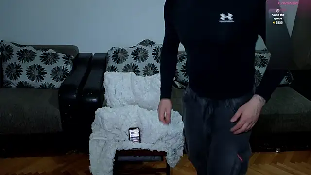 JohnnyStepBro online show from 04/10/26, 08:13