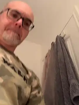 MaxVain online show from 02/02/25, 03:43