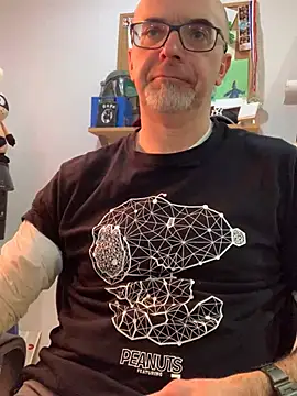 MaxVain online show from 02/19/25, 07:48