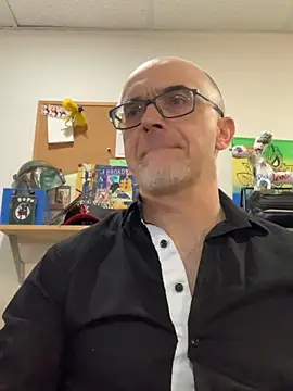 MaxVain online show from 03/20/25, 04:31