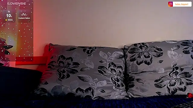 FoxRineHelen online show from 12/04/24, 12:41