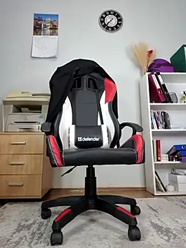 FoxRineHelen online show from 02/13/25, 02:31