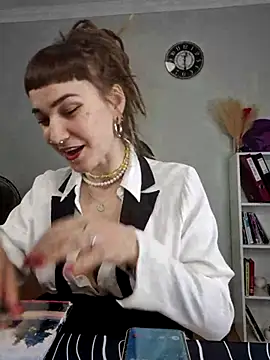 FoxRineHelen online show from 02/17/25, 03:09