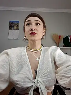 FoxRineHelen online show from 02/19/25, 01:50