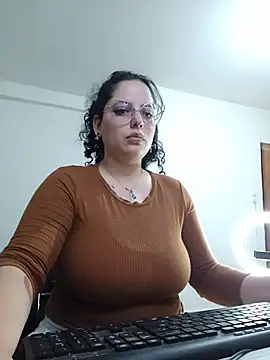 Snapshot of babyluna939 chatting on 07/28/26, 10:42 babyluna939 online show from 07/28/26, 10:42