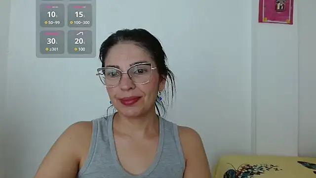 Snapshot of anybellucci43 chatting on 12/13/24, 09:09 anybellucci43 online show from 12/13/24, 09:09