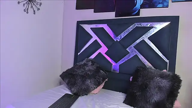 Monica lopez online show from 03/13/25, 12:37