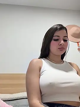 AnitaKariri online show from 02/12/25, 02:10