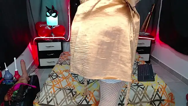 Snapshot of lady_big_ass_nasty chatting on 03/08/25, 03:35 lady big ass nasty online show from 03/08/25, 03:35
