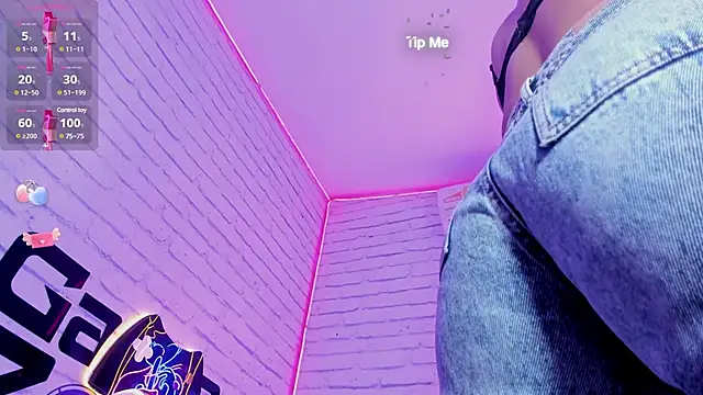 anastasia jhons online show from 01/31/25, 03:09