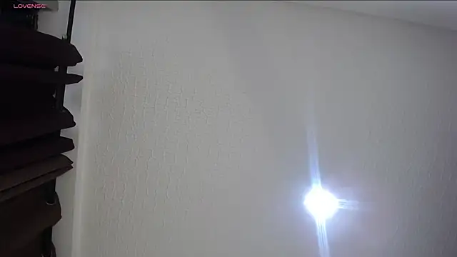 Snapshot of janna_isa chatting on 02/21/25, 11:55 janna isa online show from 02/21/25, 11:55