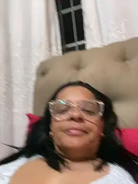 Snapshot of lomagata chatting on 05/08/26, 01:22 lomagata online show from 05/08/26, 01:22