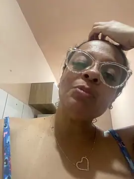 Snapshot of lomagata chatting on 05/19/26, 12:49 lomagata online show from 05/19/26, 12:49