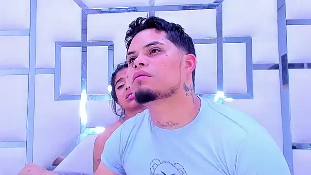 Snapshot of MelissaAndZeuss chatting on 01/29/25, 09:23 MelissaAndZeuss online show from 01/29/25, 09:23