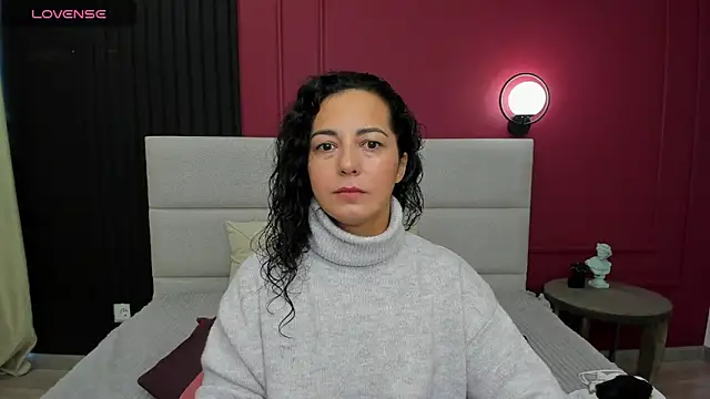 Linda Insatiable online show from 09/19/25, 01:29