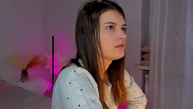 Laura Leee online show from 03/02/25, 06:16