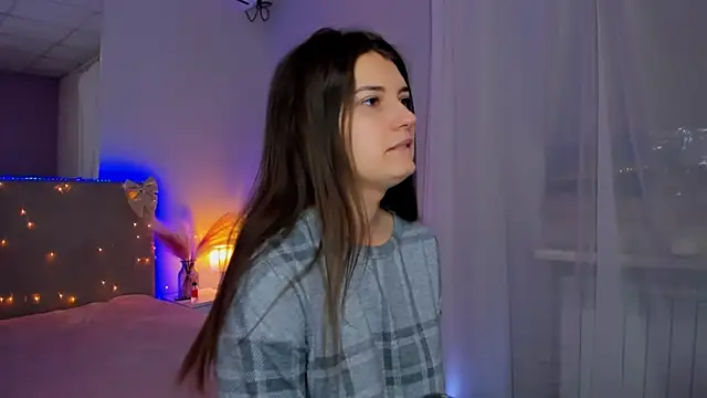 Laura Leee online show from 03/21/26, 05:56