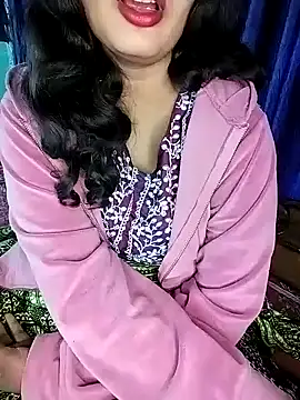 Snapshot of Miss-Siyaa chatting on 12/16/24, 03:11 Miss-Siyaa online show from 12/16/24, 03:11
