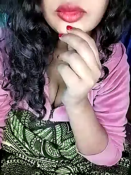 Snapshot of Miss-Siyaa chatting on 12/21/24, 07:06 Miss-Siyaa online show from 12/21/24, 07:06