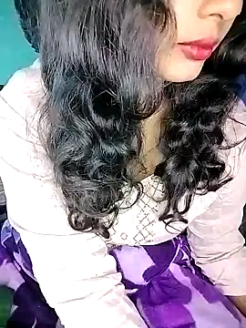 Snapshot of Miss-Siyaa chatting on 12/24/24, 01:28 Miss-Siyaa online show from 12/24/24, 01:28