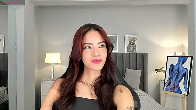 Snapshot of Madie__collins chatting on 12/24/24, 11:38 Madie collins online show from 12/24/24, 11:38