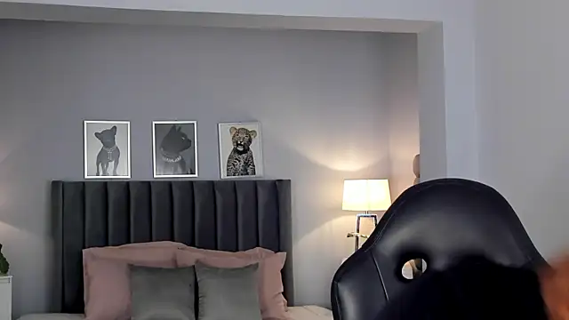 Madie  collins online show from 01/10/26, 11:23