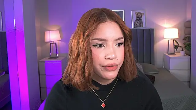 Snapshot of Madie__collins chatting on 05/15/26, 11:50 Madie collins online show from 05/15/26, 11:50