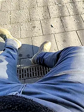 Snapshot of OdinWolf1990 chatting on 01/19/25, 11:45 OdinWolf1990 online show from 01/19/25, 11:45