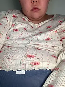 lunamas online show from 04/02/26, 01:14