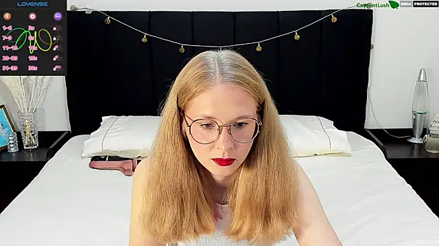 Snapshot of CatmintLush chatting on 06/02/26, 11:40 CatmintLush online show from 06/02/26, 11:40