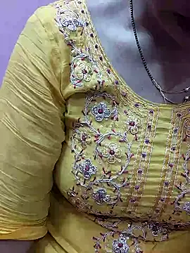 Snapshot of Urmila_bhabhii chatting on 01/25/25, 07:38 Urmila bhabhii online show from 01/25/25, 07:38