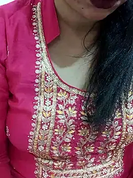Snapshot of Urmila_bhabhii chatting on 05/12/26, 03:14 Urmila bhabhii online show from 05/12/26, 03:14