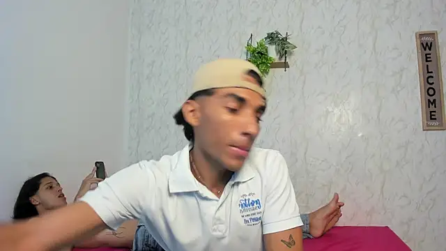 Snapshot of jony_honey chatting on 06/09/26, 11:44 jony honey online show from 06/09/26, 11:44