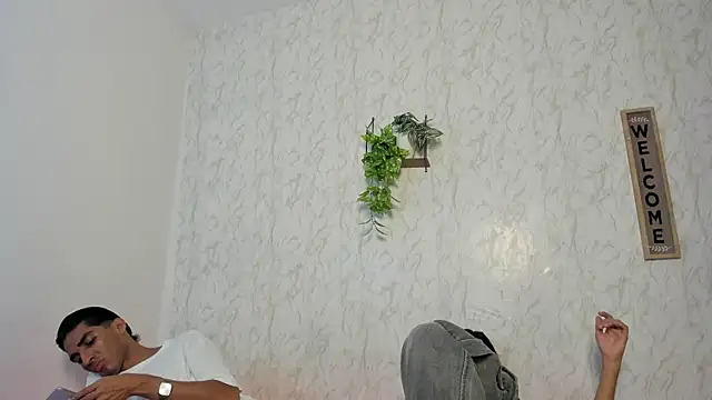 Snapshot of jony_honey chatting on 06/18/26, 11:36 jony honey online show from 06/18/26, 11:36