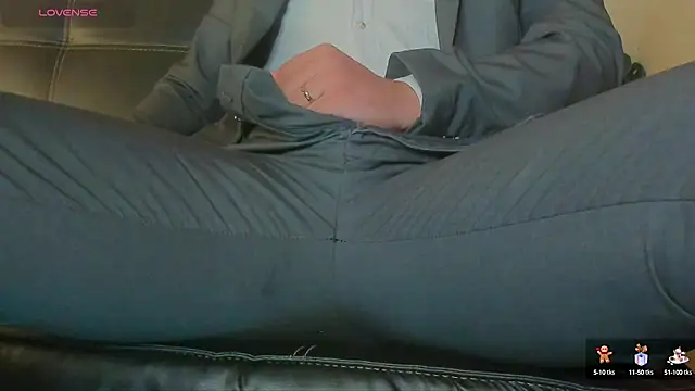 MrLonely02 online show from 12/24/24, 11:00