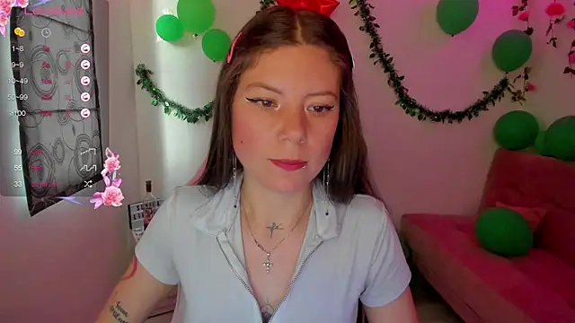 Snapshot of Susana_garcia_ chatting on 12/21/24, 10:19 Susana garcia online show from 12/21/24, 10:19